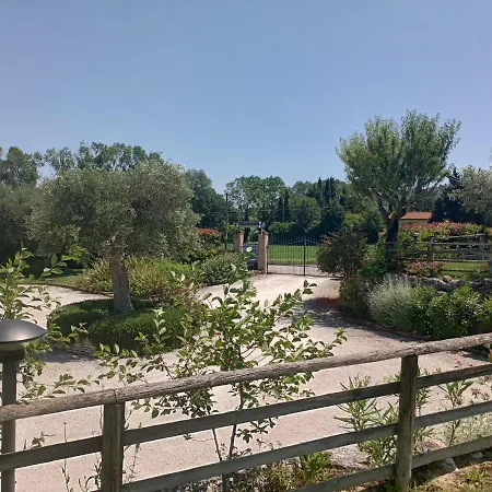 La Cascina Del Poeta Country house *